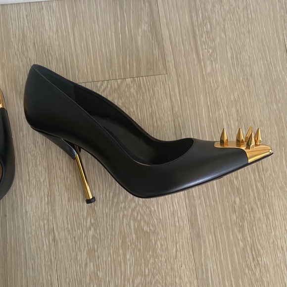 ALEXANDER MCQUEEN Punk Stud embellished leather pumps size 8 - Picture 11 of 14